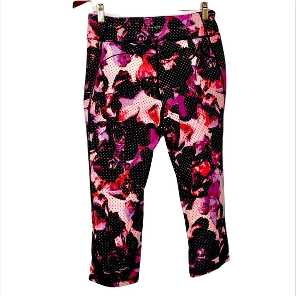 New Calvin Klein: Large Black Rose Design Workout Leggings - Picture 4 of 5